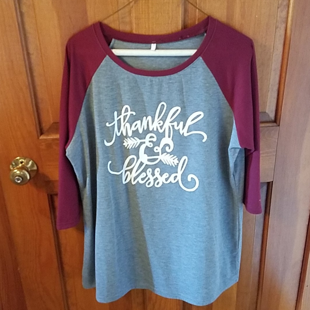 Quarter sleeve top
